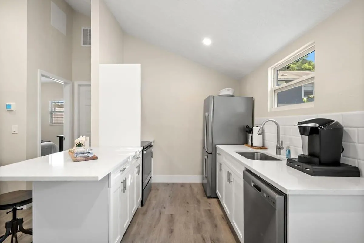 New! Soho Suite, Steps To S Howard Ave Tampa USA