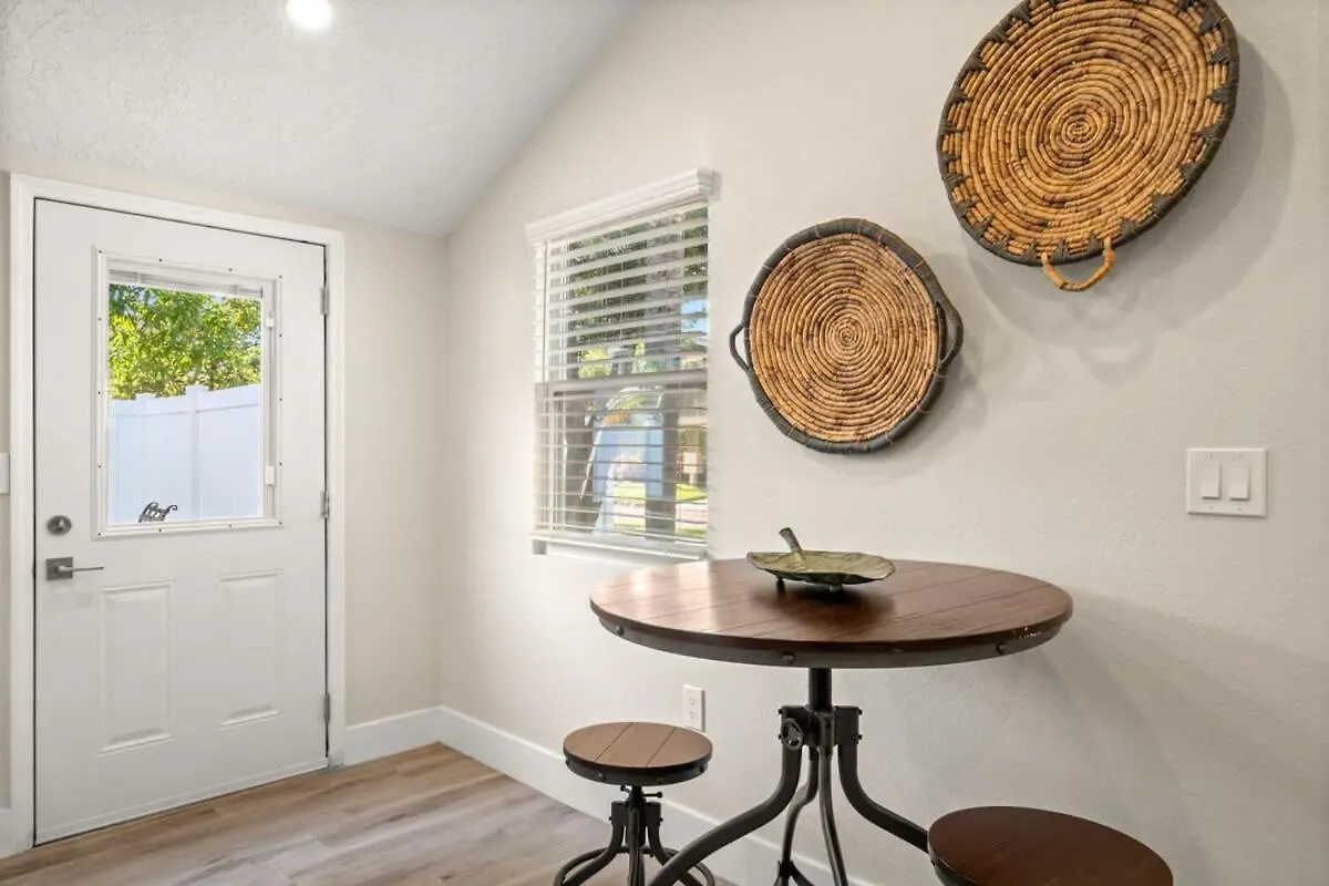 New! Soho Suite, Steps To S Howard Ave Tampa Prázdninový dům